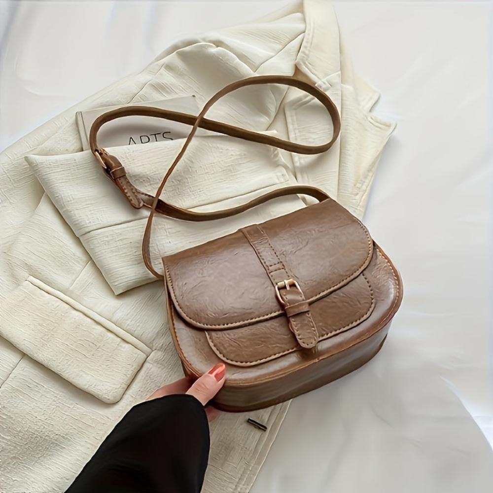 Evelyn™ | Classic Saddle Crossbody Bag
