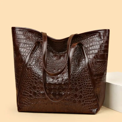 Aubrey™ | Bold Reptile-Patterned Leather Handbag (Buy 1 Get 1 Free)
